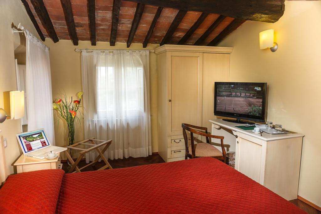 Suite Accommodation Lucca Exterior photo